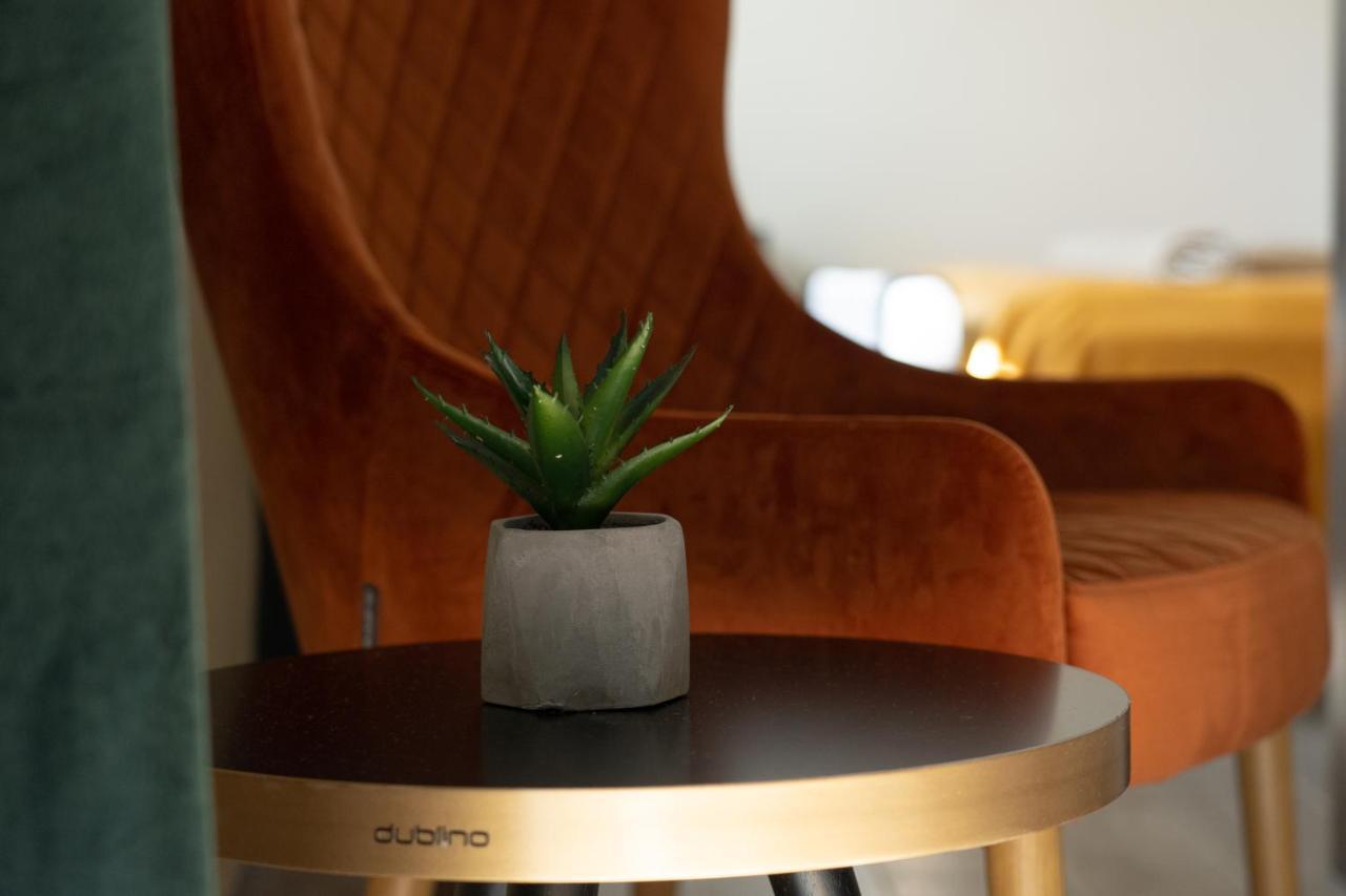 Atana Luxury Apartments Siofok Bagian luar foto