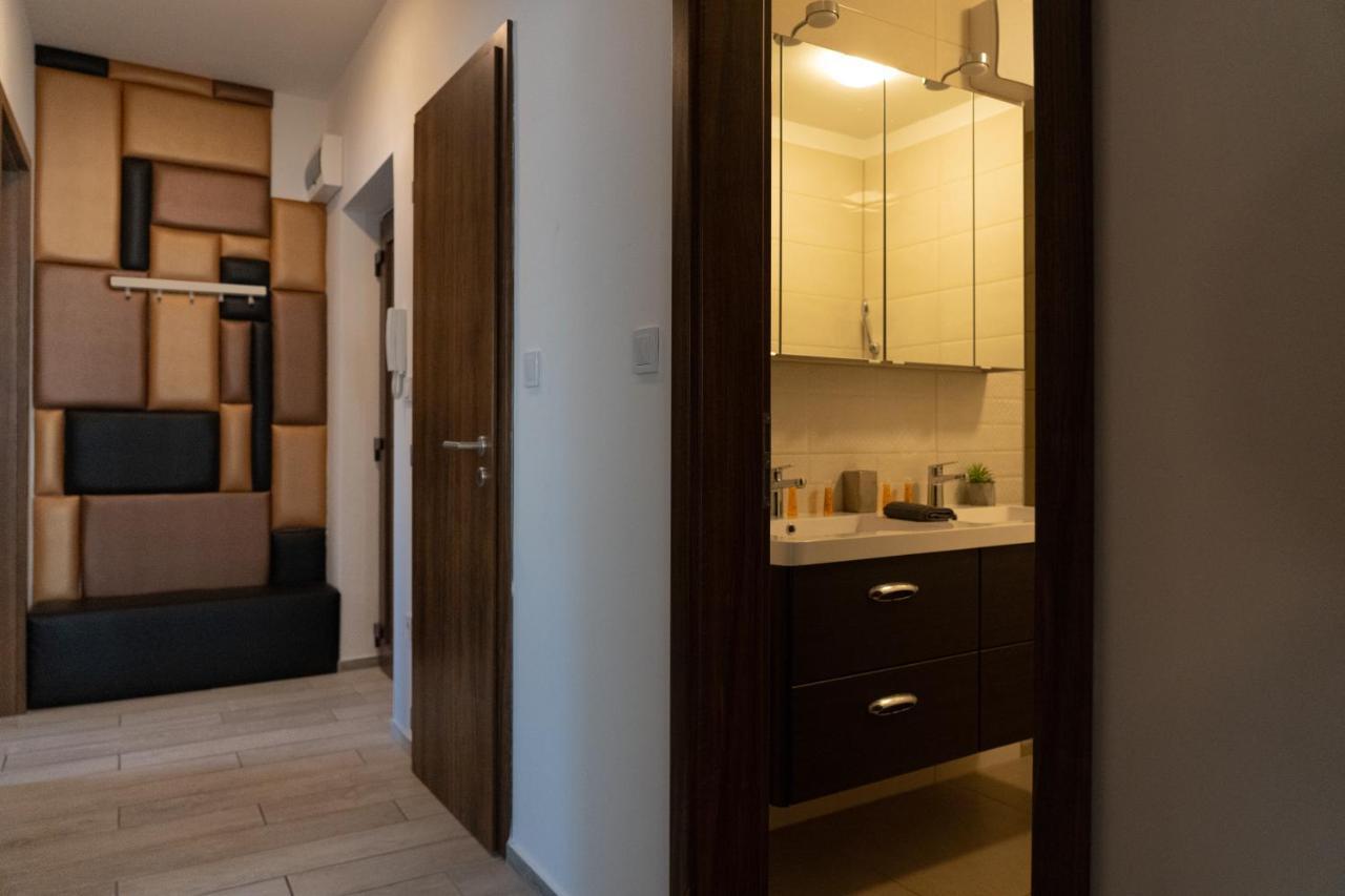 Atana Luxury Apartments Siofok Bagian luar foto