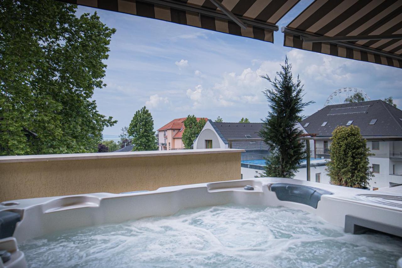 Atana Luxury Apartments Siofok Bagian luar foto