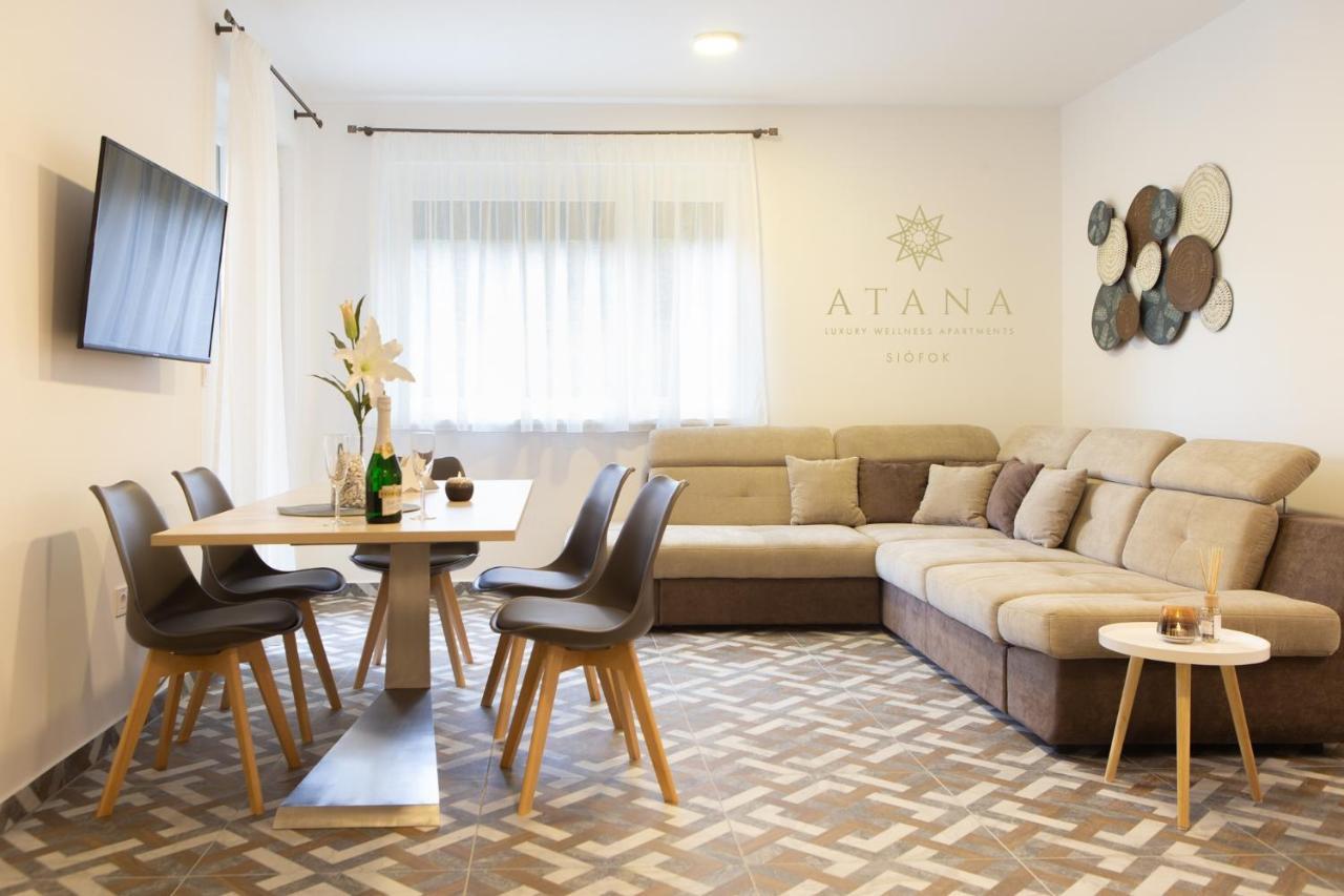 Atana Luxury Apartments Siofok Bagian luar foto
