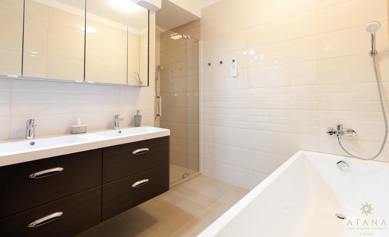 Atana Luxury Apartments Siofok Bagian luar foto