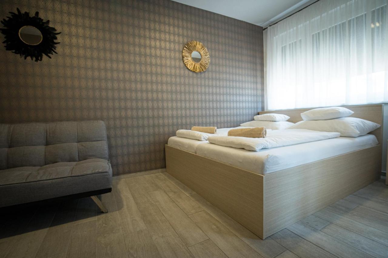 Atana Luxury Apartments Siofok Bagian luar foto