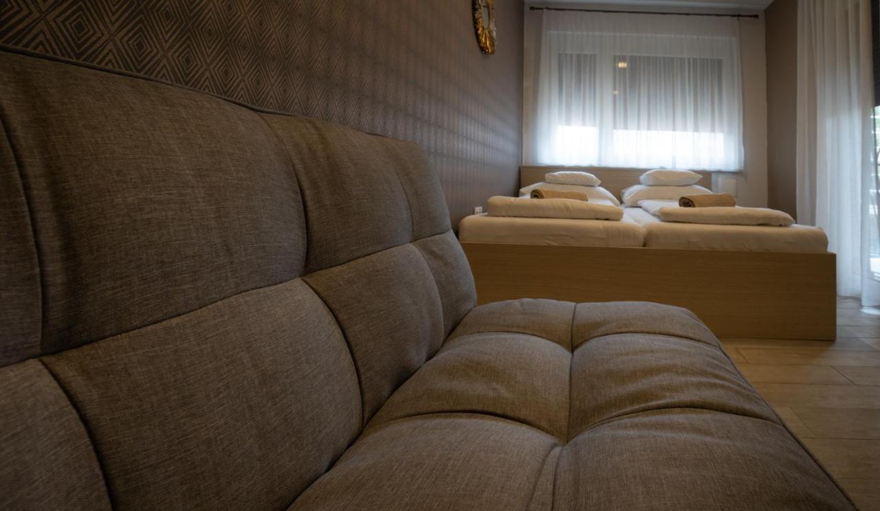 Atana Luxury Apartments Siofok Bagian luar foto