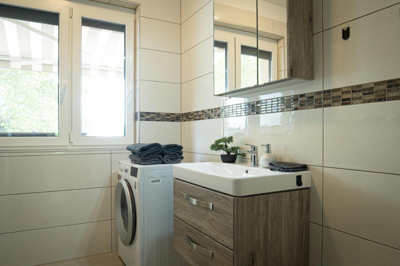 Atana Luxury Apartments Siofok Bagian luar foto